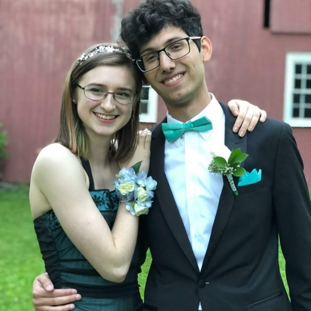 Meet your Posher, Lilia